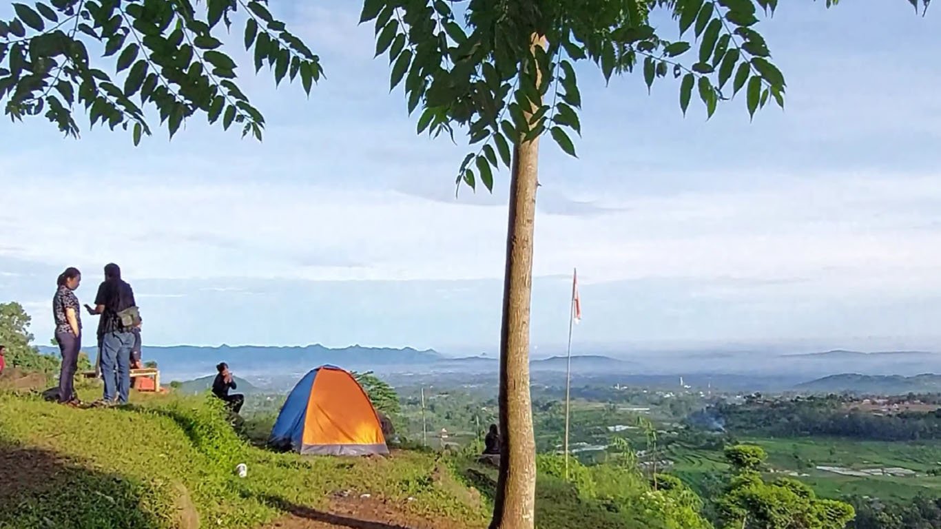 30 Review Menarik Gunung Bunder, Wisata Alam Pamijahan Bogor