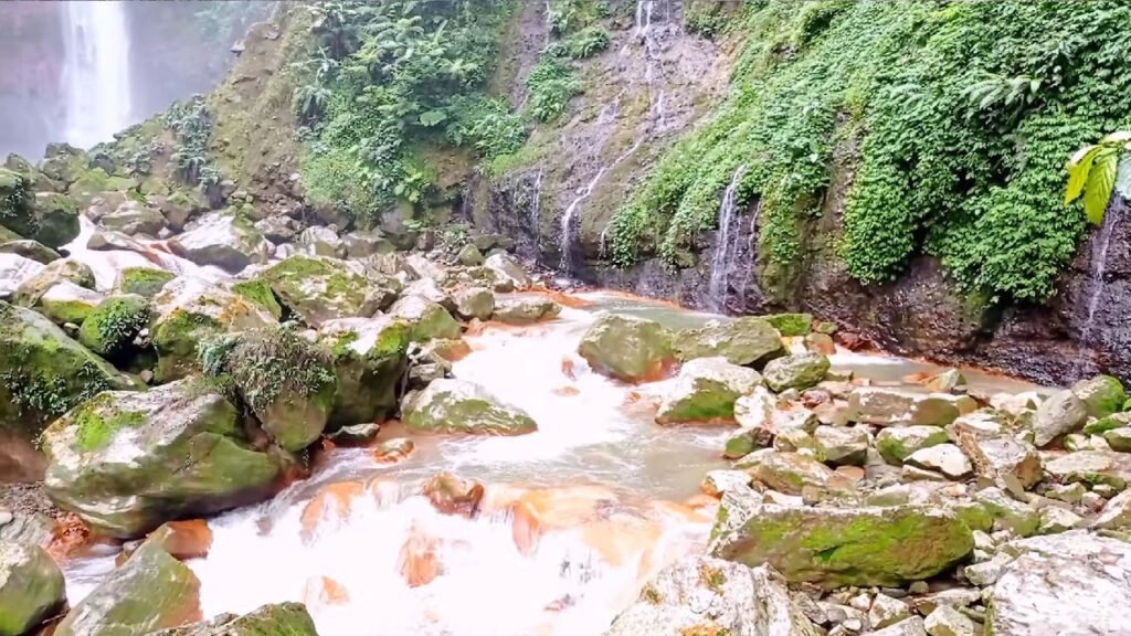 25 Review Menarik Curug Seribu Air Terjun Tertinggi Di Bogor