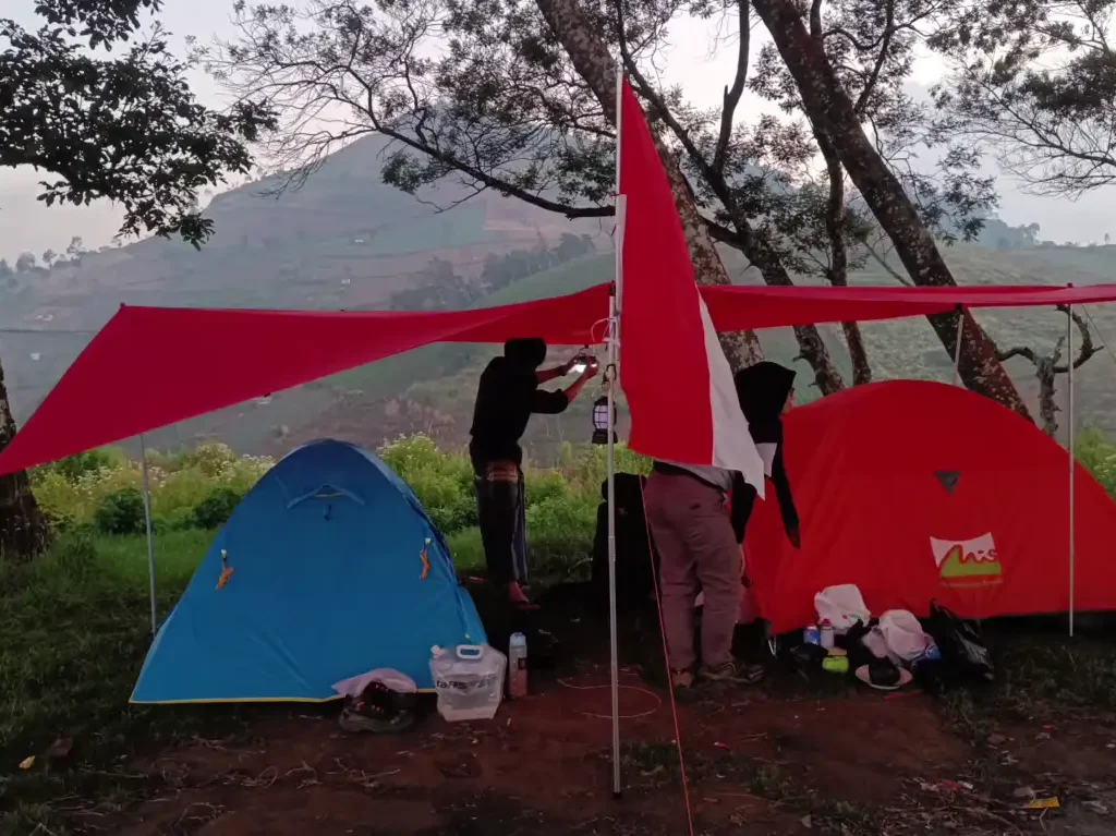 Gunung Artapela: Basecamp Pendakian yang Nyaman